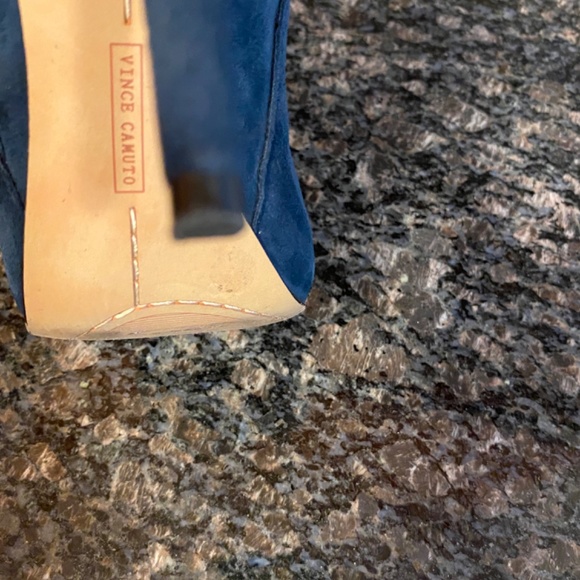 Shoes - Picture 6 of 10